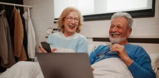 ¿Cada cuánto deberíamos cambiar almohadas, sábanas y toallas?